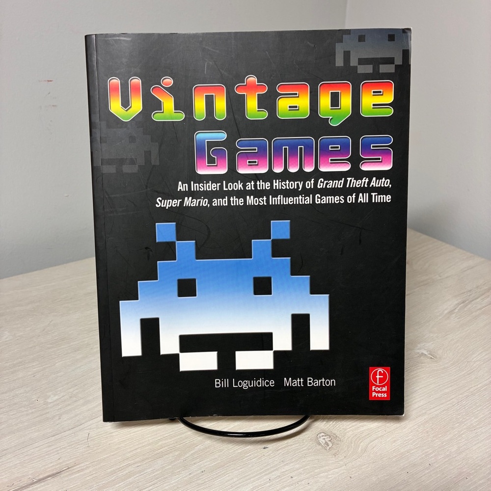 Vintage Games Retro Gaming History PB Nintendo GTA Collector Book
